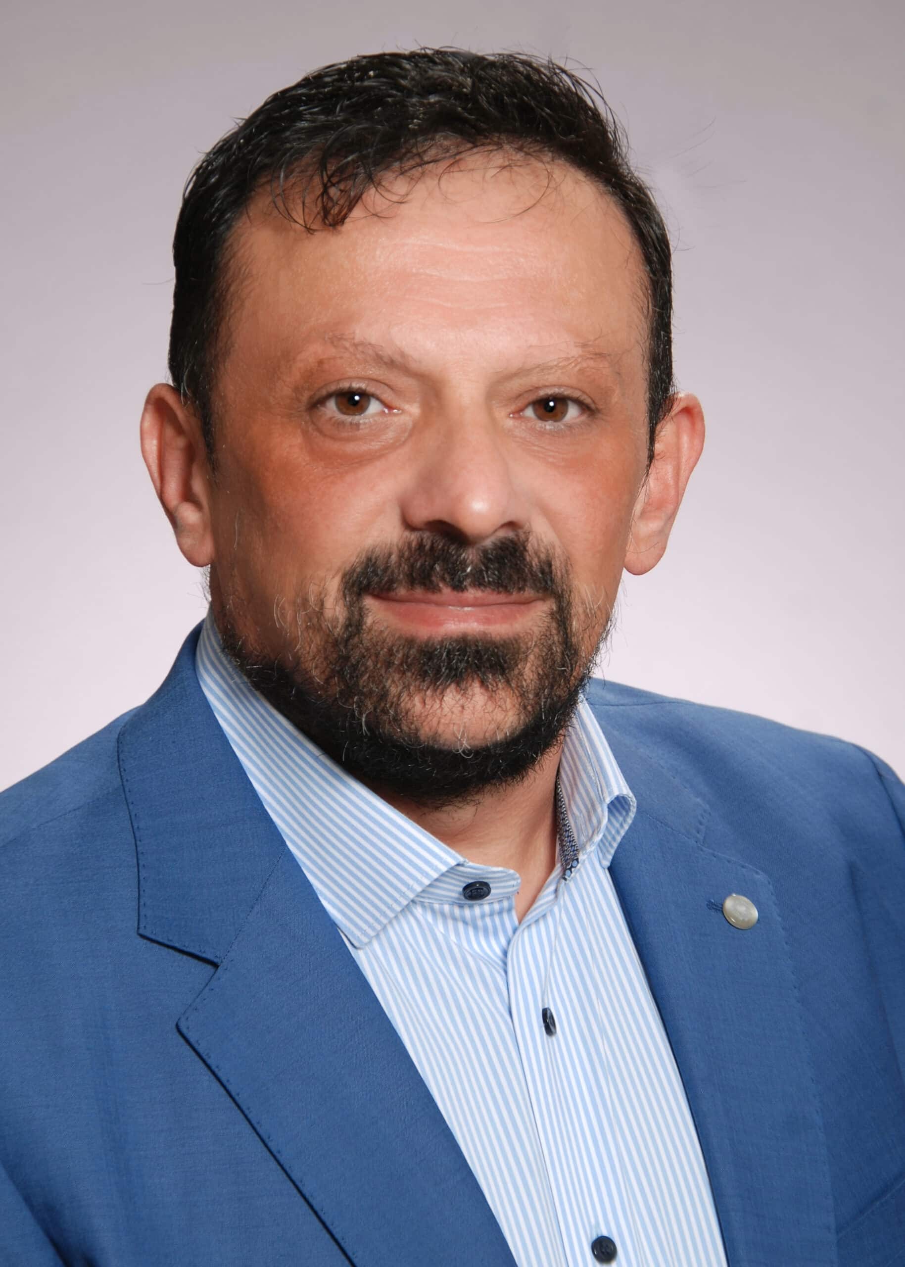 Dipl.-Ing. Sinan Kurt, Statiker für Dachausbau und Tragwerksplanung